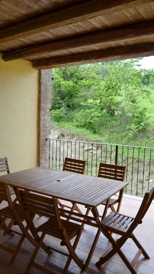 Agriturismo "Veritas" Bed & Wine Casaleggio Boiro Экстерьер фото