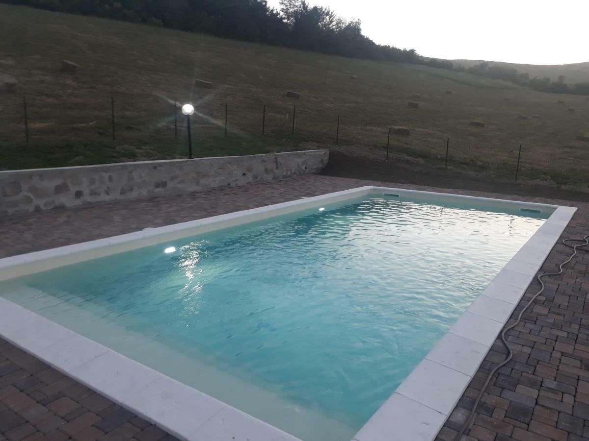 Agriturismo "Veritas" Bed & Wine Casaleggio Boiro Экстерьер фото