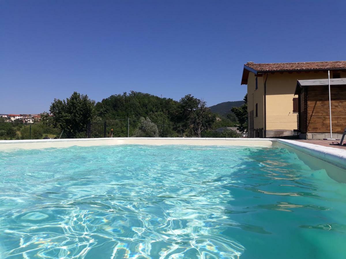 Agriturismo "Veritas" Bed & Wine Casaleggio Boiro Экстерьер фото